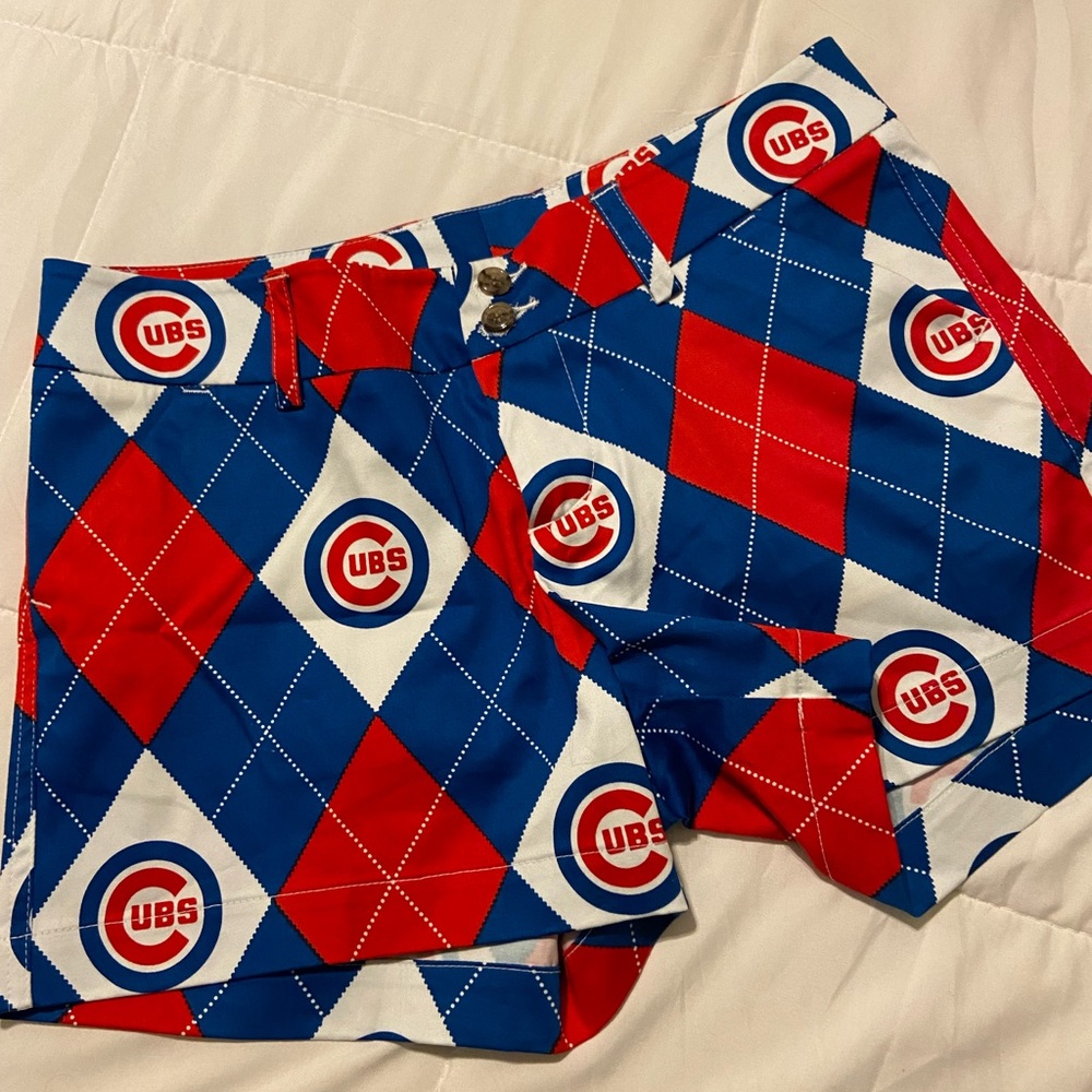 Loudmouth Ladies Shorts, size 4, cubs, red blue